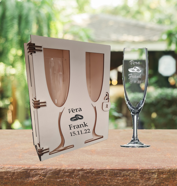 Sektglas Set "Hochzeit oder Verlobung" im edlen Geschenkholzkasten